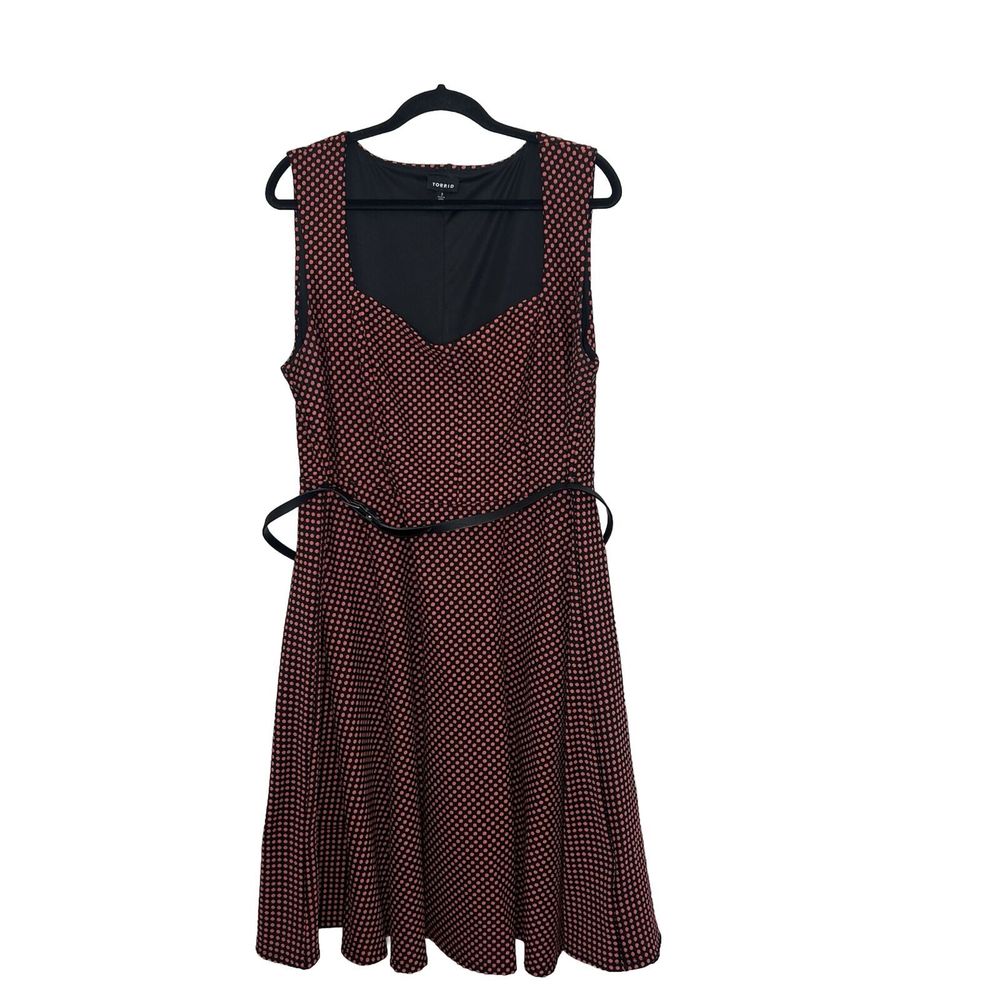 Torrid Dress Women's 1/1X Black Coral Polka Dot Sleeveless Sweetheart Belt Midi - Picture 2 of 15